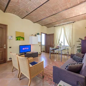 palace-suite-duomo-5-stelle.emilia-romagnahotels.net/